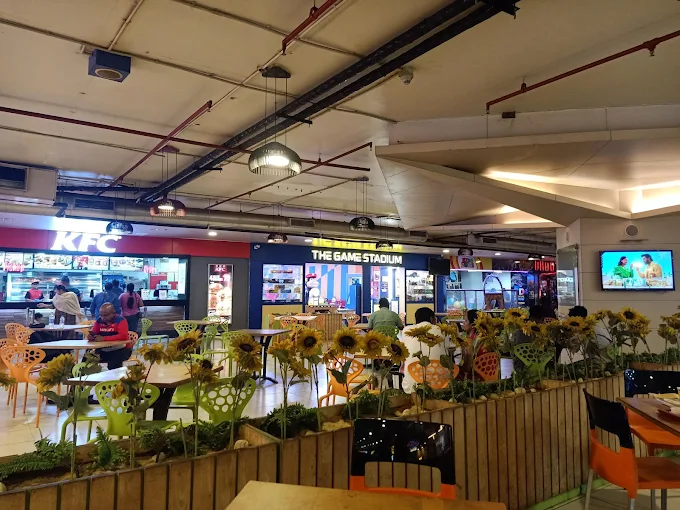Avani Riverside Mall